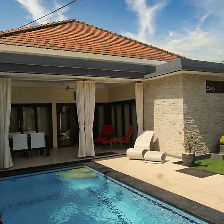Villa 2Brook โลวินา ภายนอก รูปภาพ