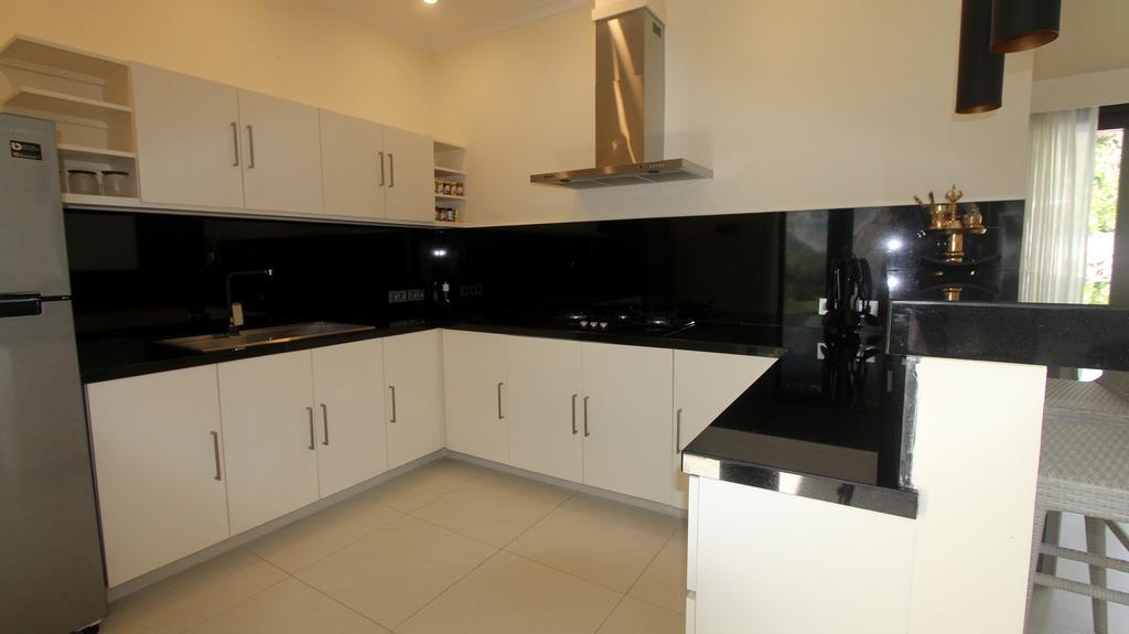 Villa 2Brook โลวินา ภายนอก รูปภาพ